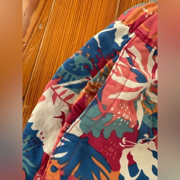 Patagonia Shorts - Picture 2 of 6